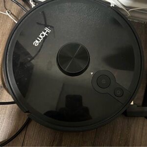 iHome Charcoal Robot Vacuum Cleaner